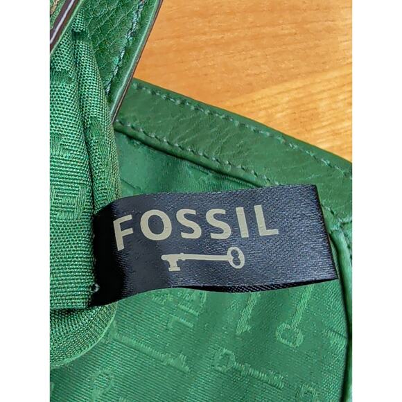 Fossil Long Live Vintage Maddox Crossbody Purse Green Genuine Leather Key Charm - Picture 15 of 16